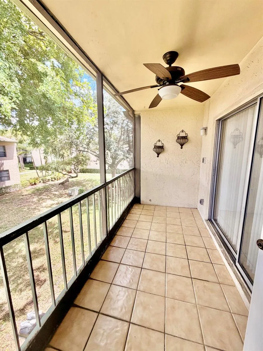 4159 NW 90th Avenue #204 Coral Springs, FL 33065
