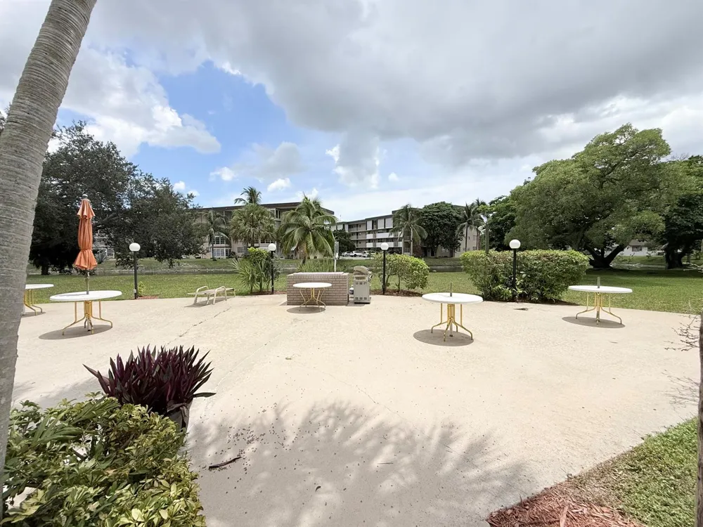 2800 NW 47th Terrace #106B Lauderdale Lakes, FL 33313