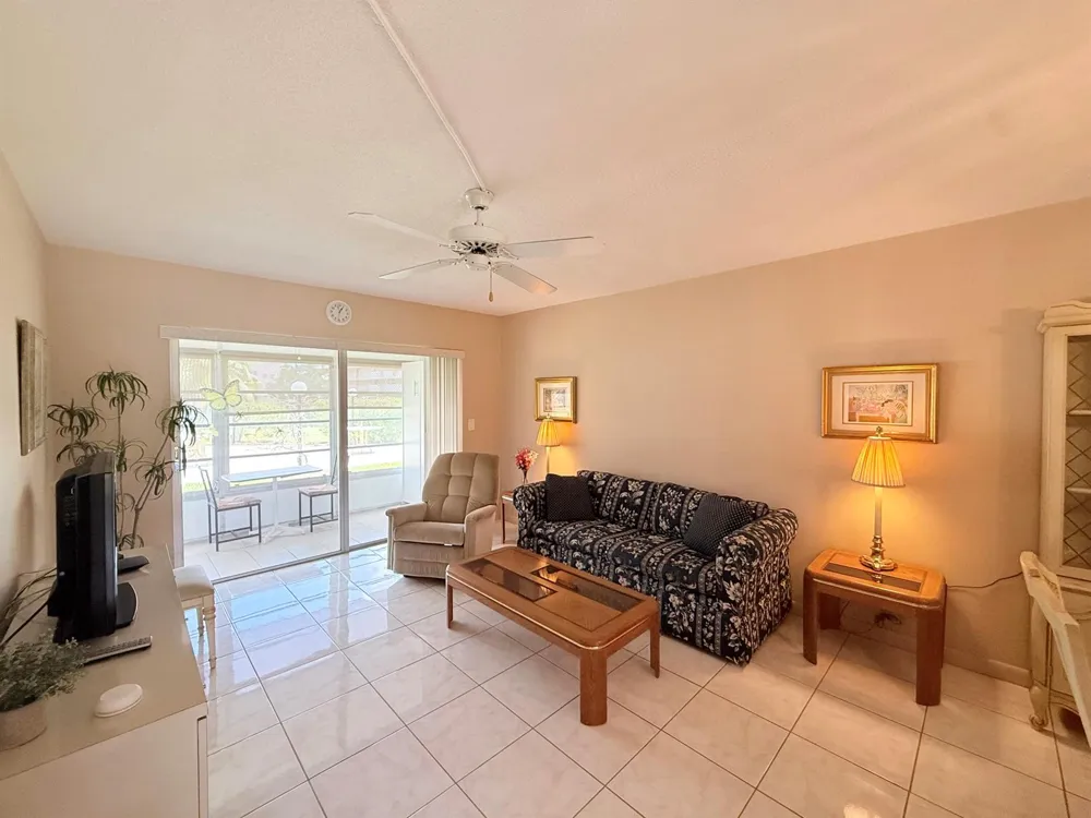 2800 NW 47th Terrace #106B Lauderdale Lakes, FL 33313