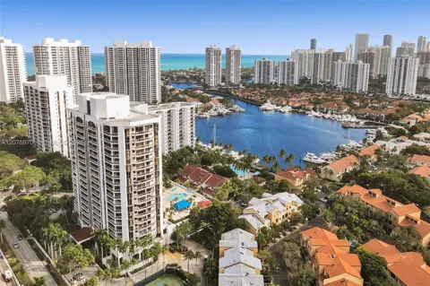 3600 Yacht Club Dr #1602