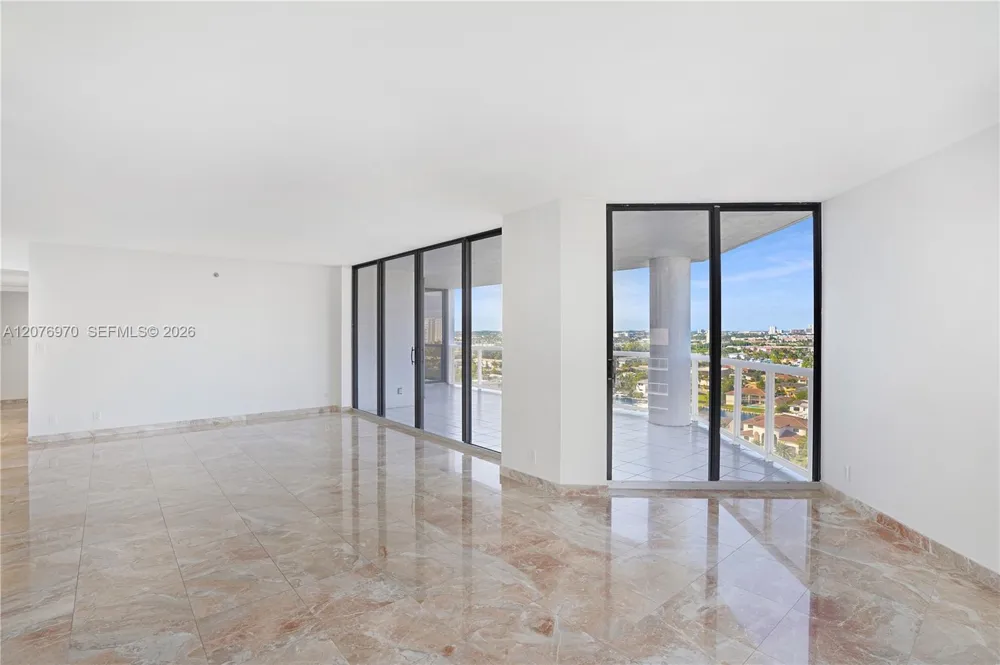 3600 Yacht Club Dr #1602 Aventura, FL 33180
