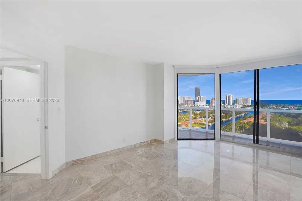 3600 Yacht Club Dr #1602 Aventura, FL 33180