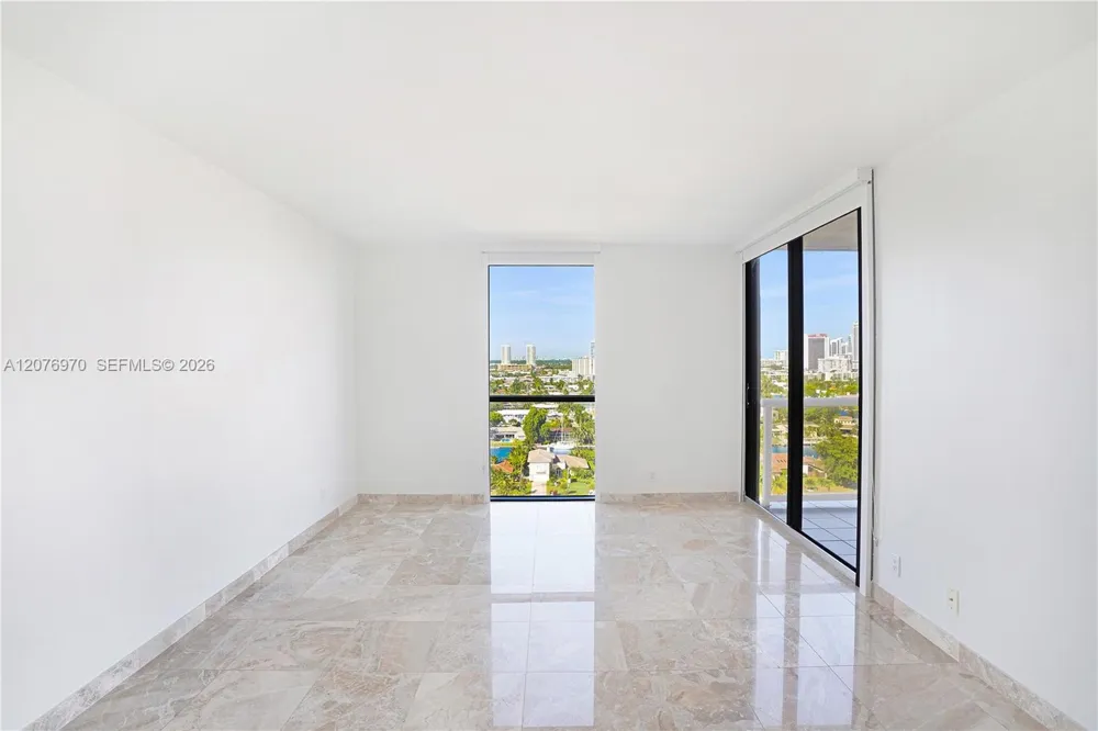 3600 Yacht Club Dr #1602 Aventura, FL 33180