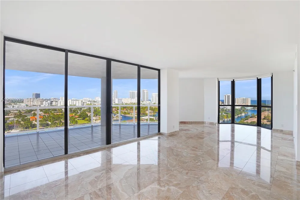 3600 Yacht Club Dr #1602 Aventura, FL 33180