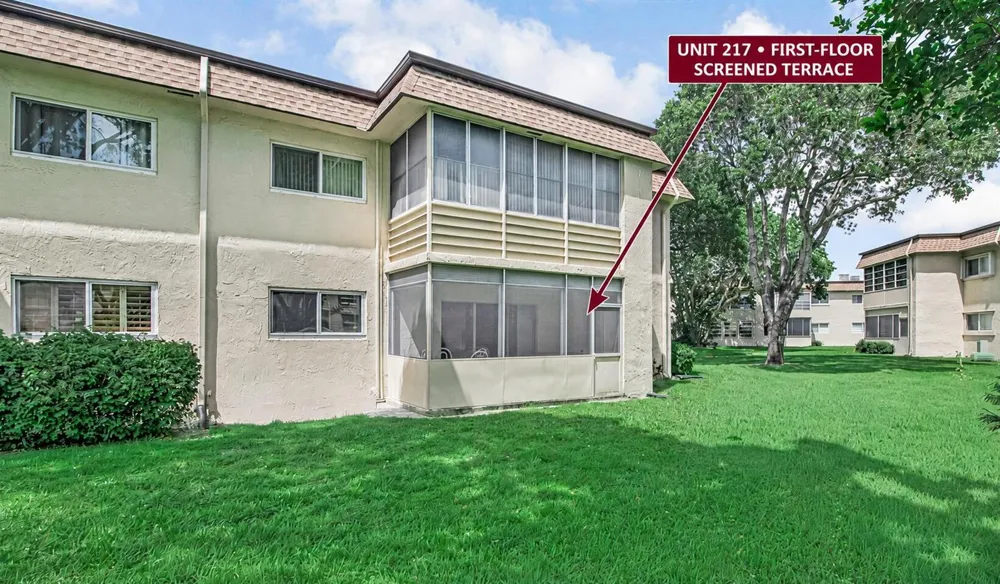 752 LORI DRIVE #217 Palm Springs, FL 33461