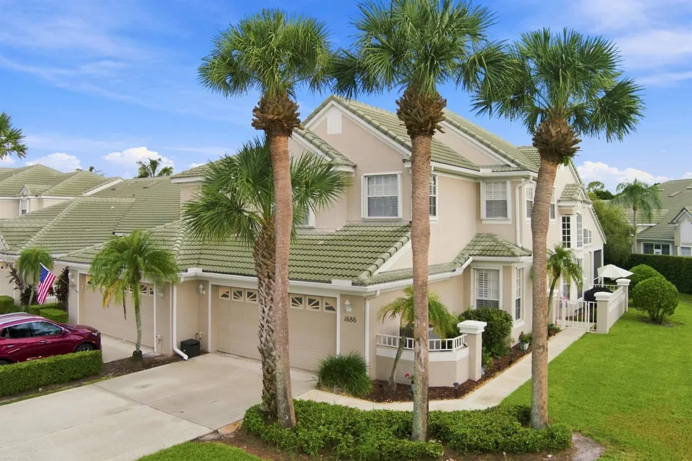 1686 SW Harbour Isles Circle Port St. Lucie, FL 34986