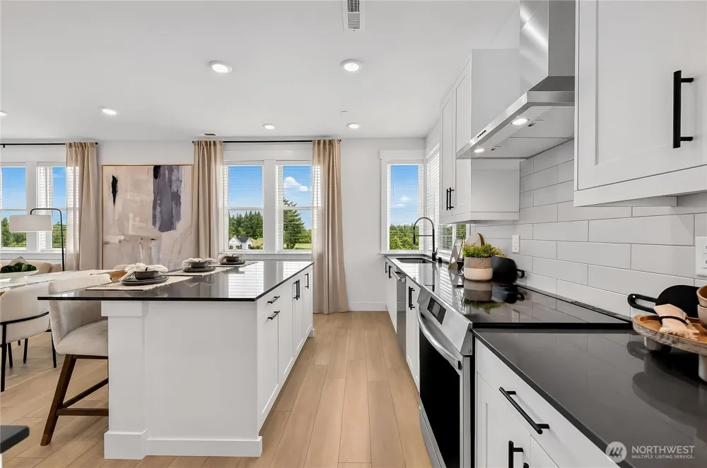 9405 Paradise Lake Rd #B6 Snohomish, WA 98296