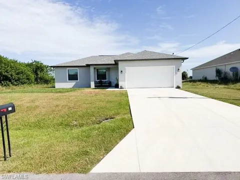 8041 Sherwood Circle