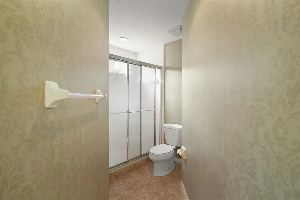 5368 COMPASS POINT #202 Oxford, FL 34484
