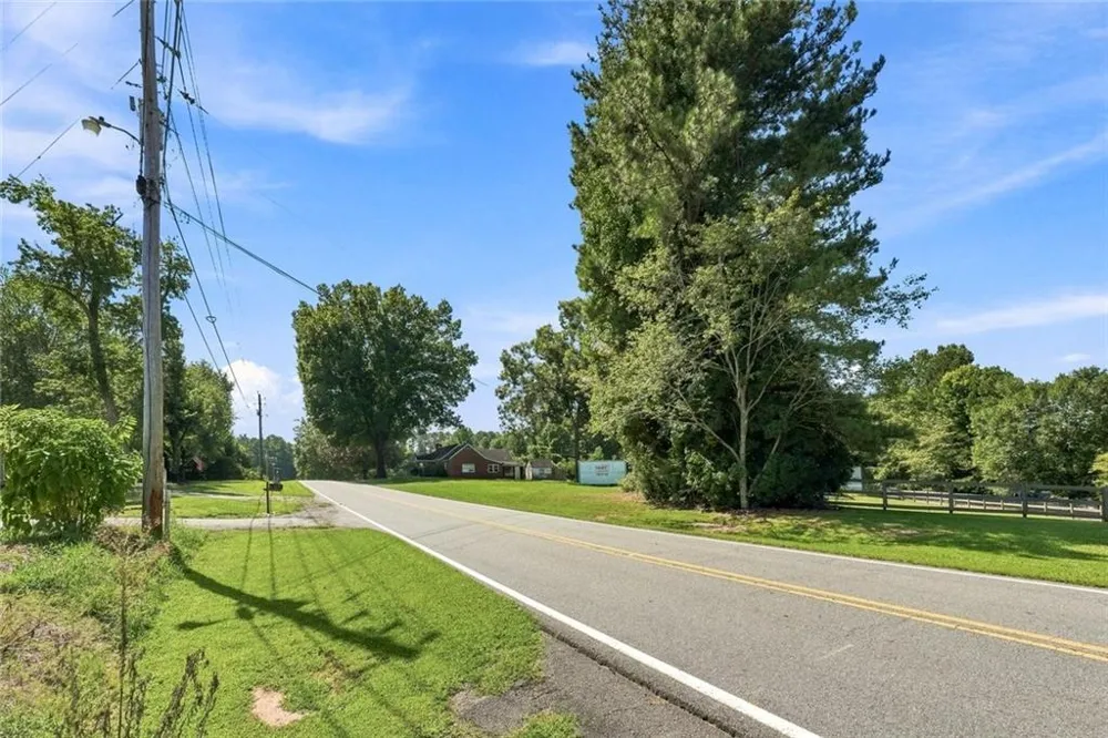 6005 Old Alabama Road Acworth, GA 30102