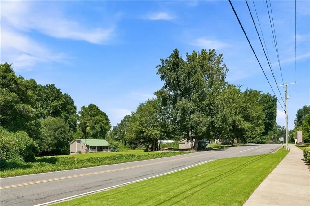 6005 Old Alabama Road Acworth, GA 30102