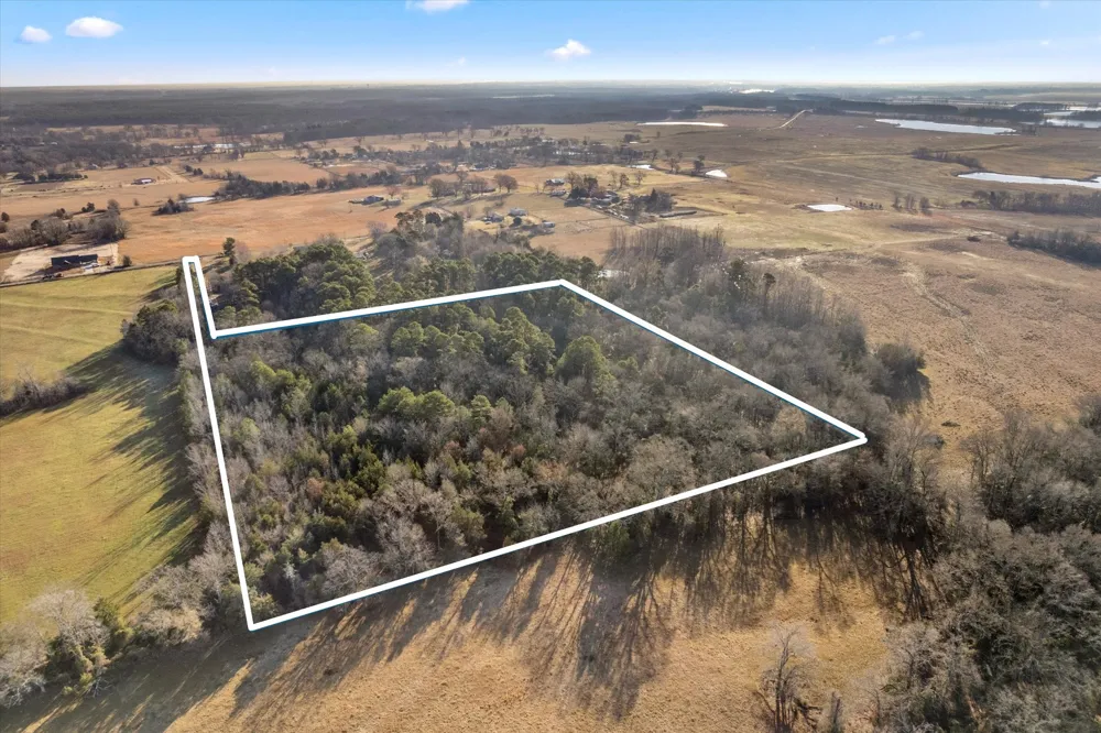 CR 1240 Mt Pleasant, TX 75455