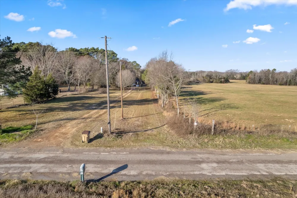 CR 1240 Mt Pleasant, TX 75455