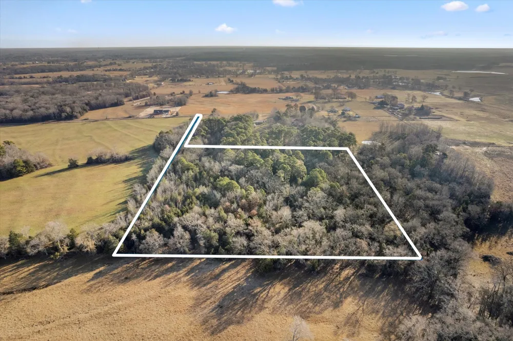 CR 1240 Mt Pleasant, TX 75455