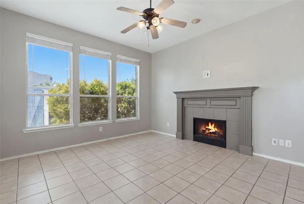 2704 Oak Creek Mesquite, TX 75181