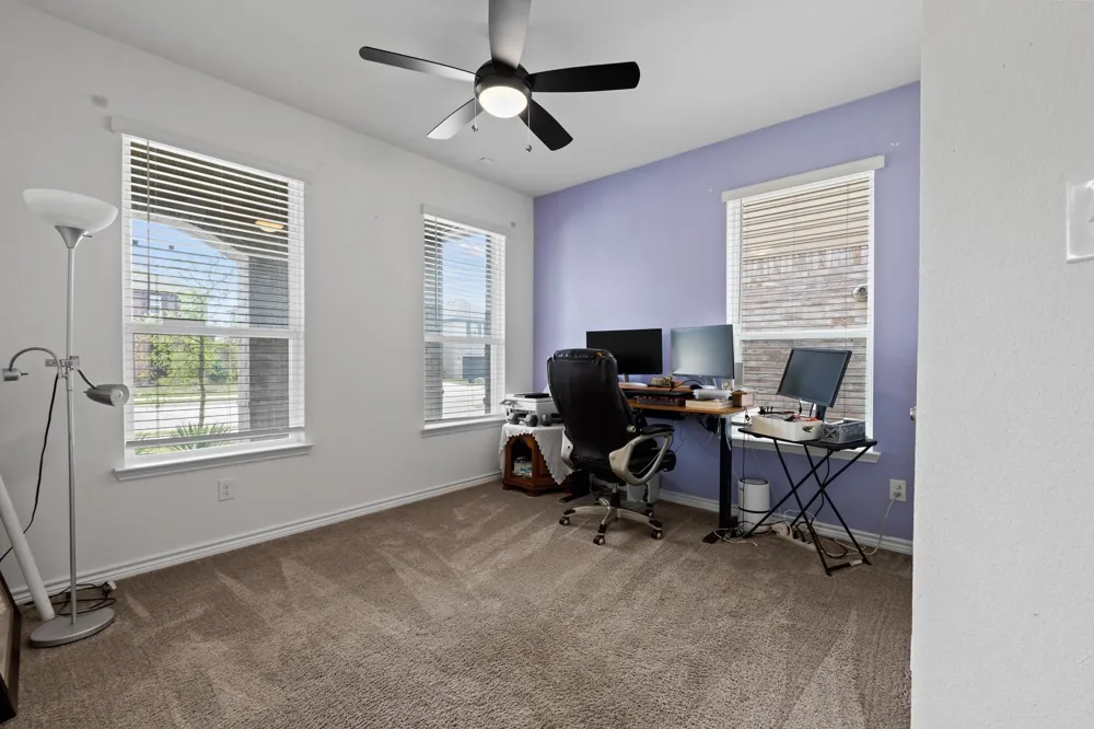 925 West Drive Aubrey, TX 76227
