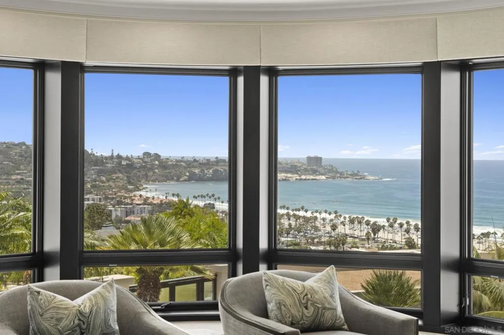 2516 Ruette Nicole La Jolla, CA 92037