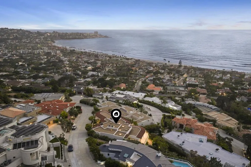 2516 Ruette Nicole La Jolla, CA 92037