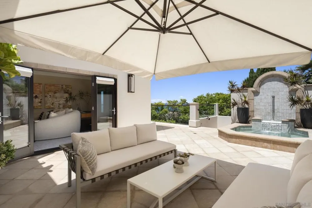 2516 Ruette Nicole La Jolla, CA 92037