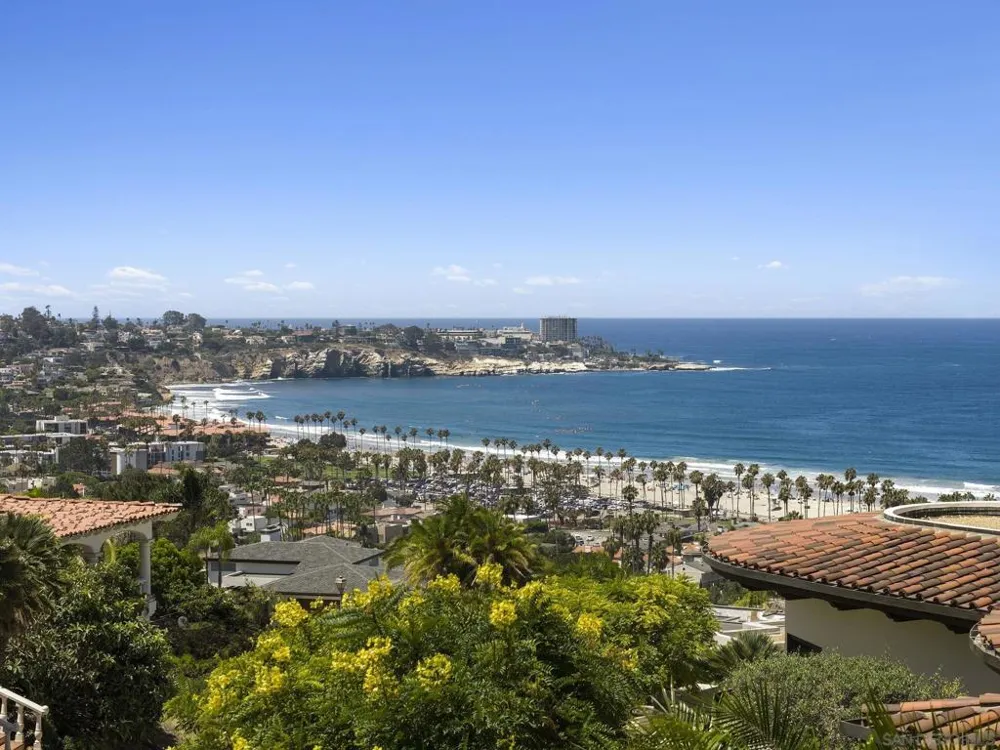 2516 Ruette Nicole La Jolla, CA 92037