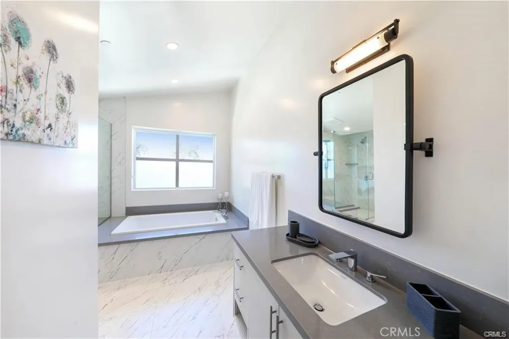 3920 E Coast Highway Corona del Mar, CA 92625