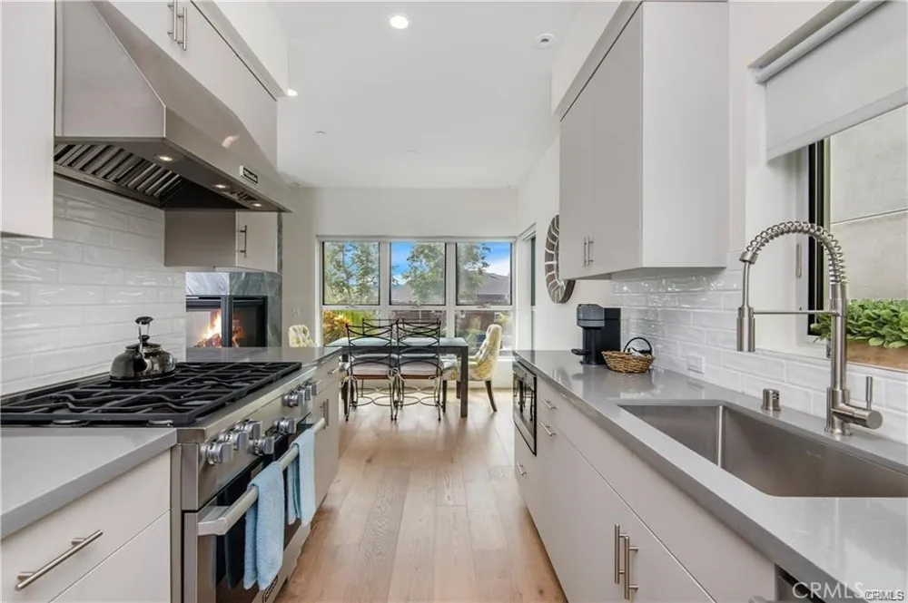 3920 E Coast Highway Corona del Mar, CA 92625