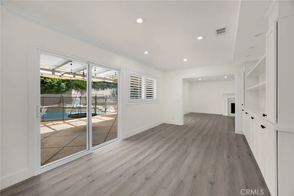 1025 Woodcrest Brea, CA 92821