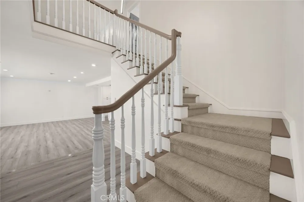 1025 Woodcrest Brea, CA 92821