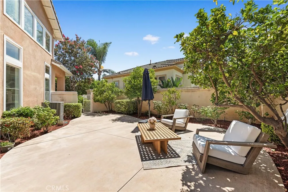 37 Festivo Irvine, CA 92606