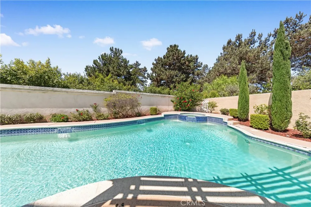 37 Festivo Irvine, CA 92606