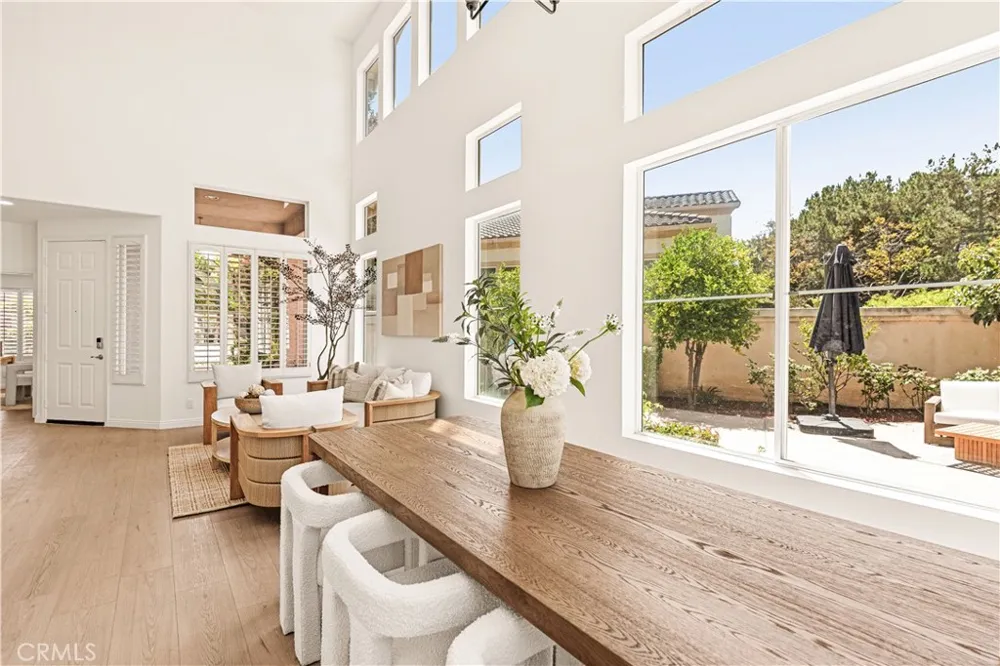 37 Festivo Irvine, CA 92606