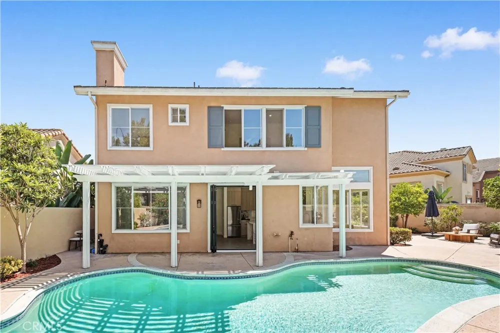 37 Festivo Irvine, CA 92606
