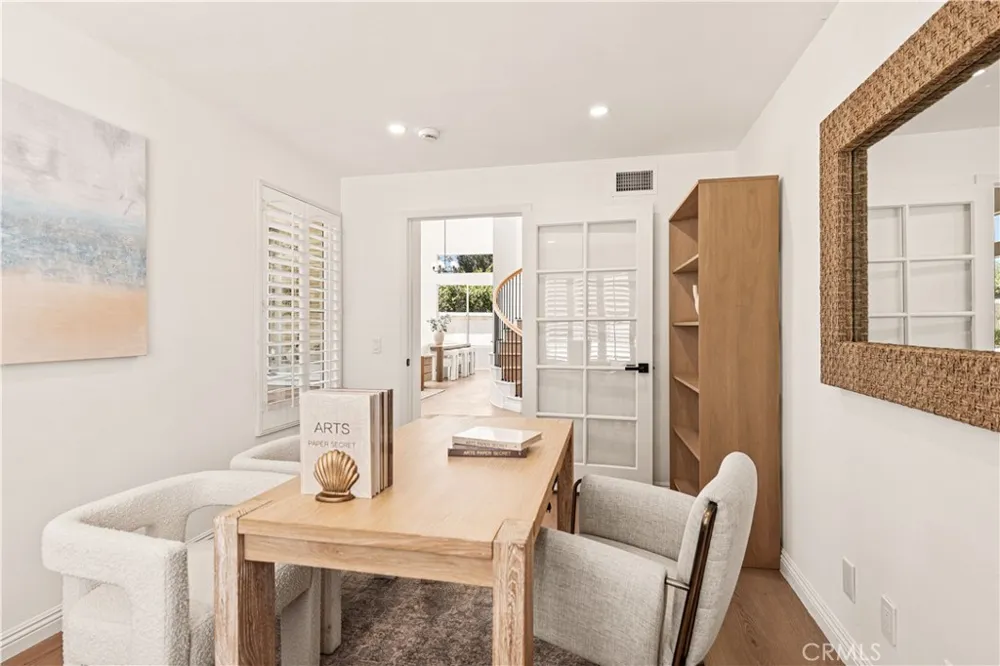 37 Festivo Irvine, CA 92606