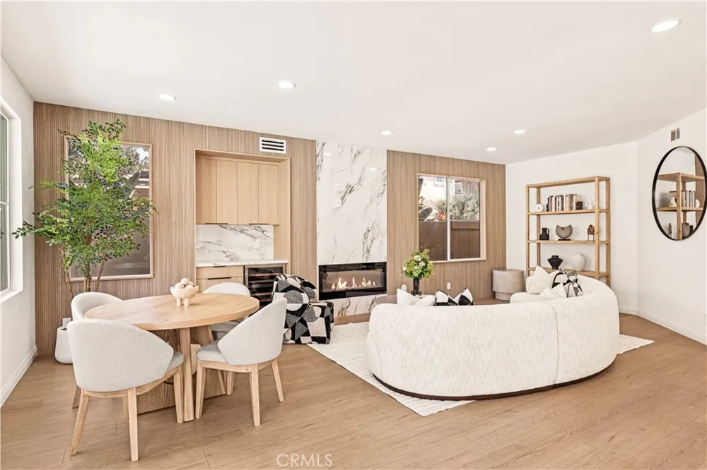 37 Festivo Irvine, CA 92606