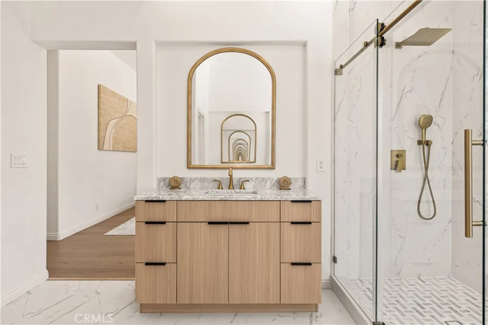 37 Festivo Irvine, CA 92606