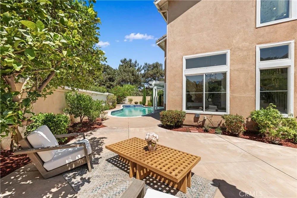 37 Festivo Irvine, CA 92606