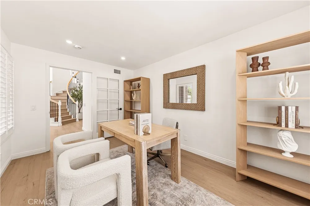 37 Festivo Irvine, CA 92606