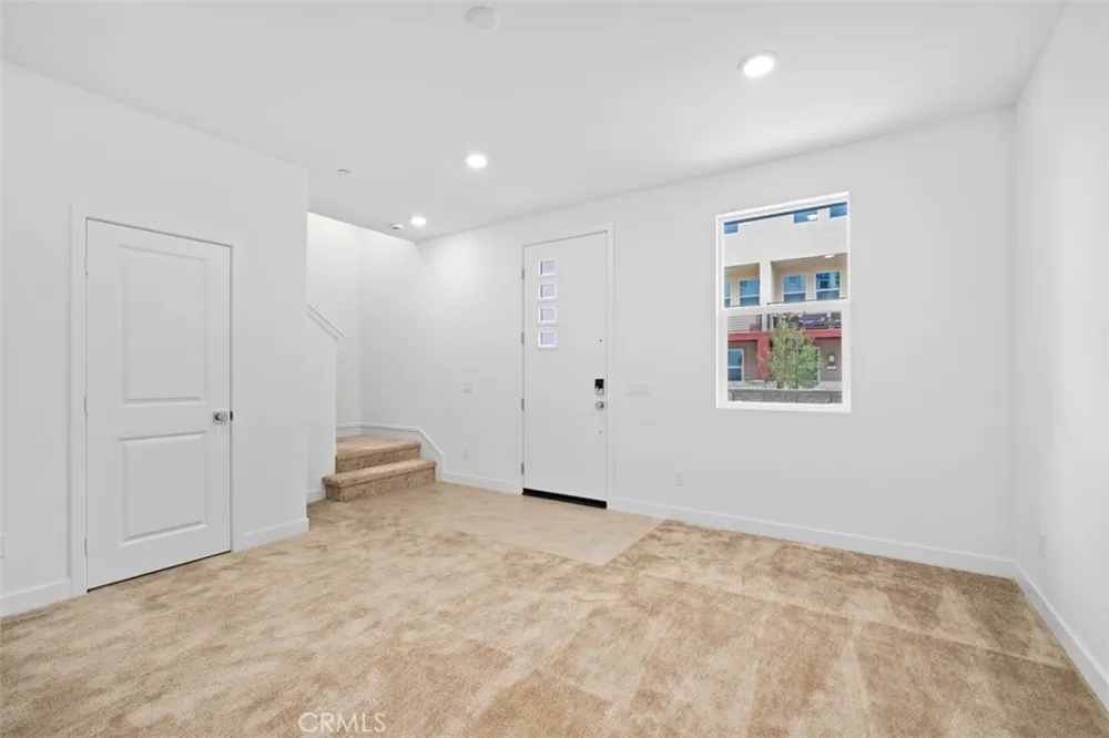 1637 W Lincoln Avenue #102 Anaheim, CA 92801