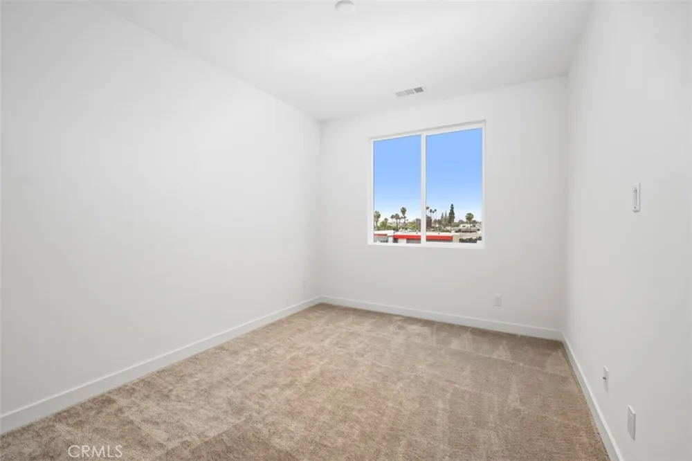 1637 W Lincoln Avenue #102 Anaheim, CA 92801