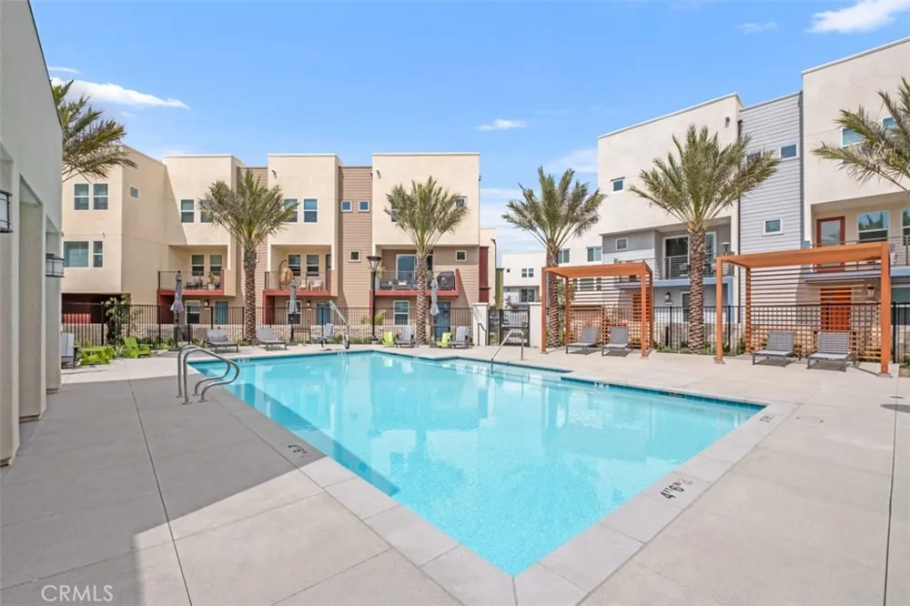 1637 W Lincoln Avenue #102 Anaheim, CA 92801