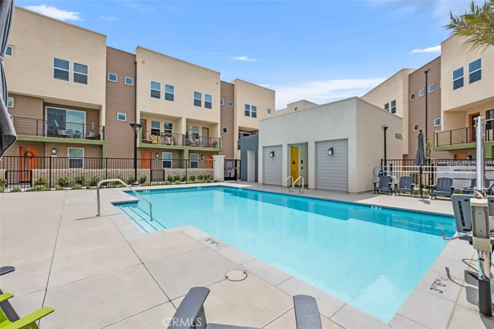 1637 W Lincoln Avenue #102 Anaheim, CA 92801