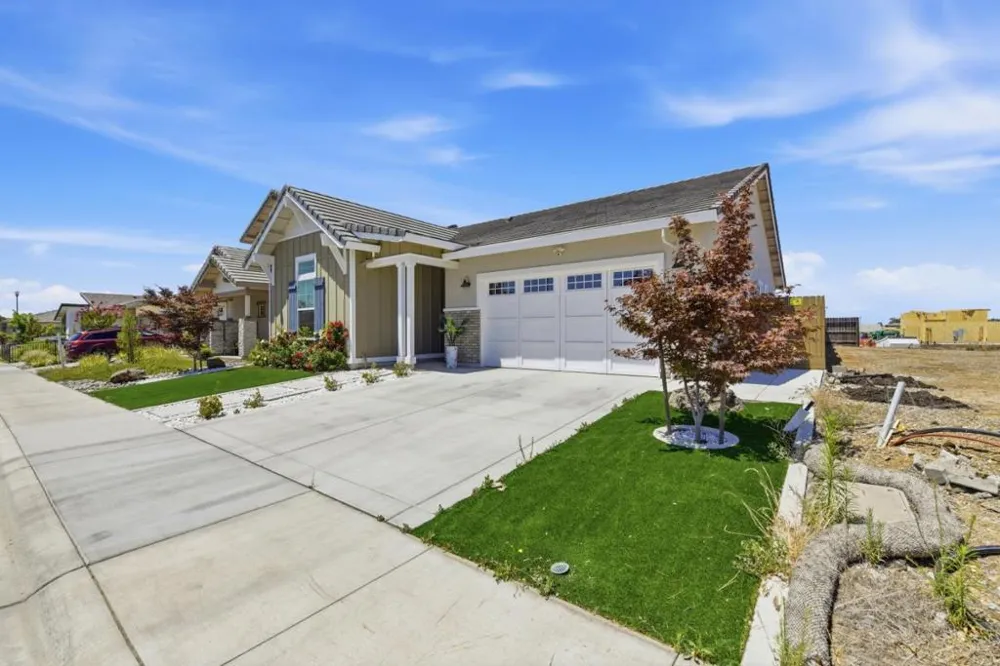 9060 Horvath Street Elk Grove, CA 95624