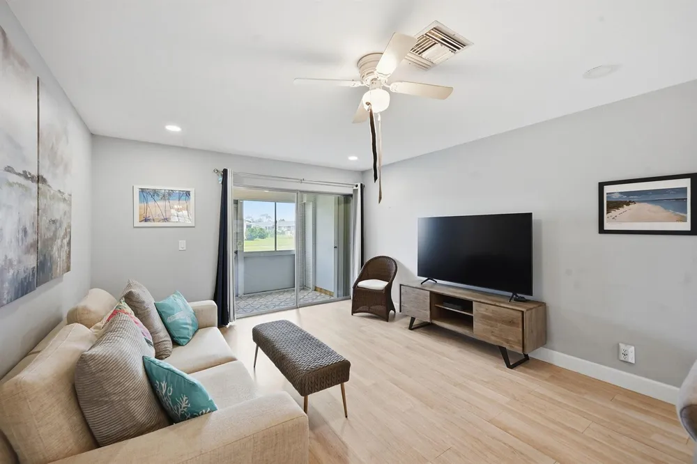 2680 Barkley Drive E #C West Palm Beach, FL 33415