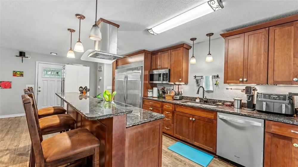 1002 W LAKE MARION ROAD Haines City, FL 33844
