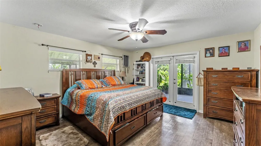 1002 W LAKE MARION ROAD Haines City, FL 33844