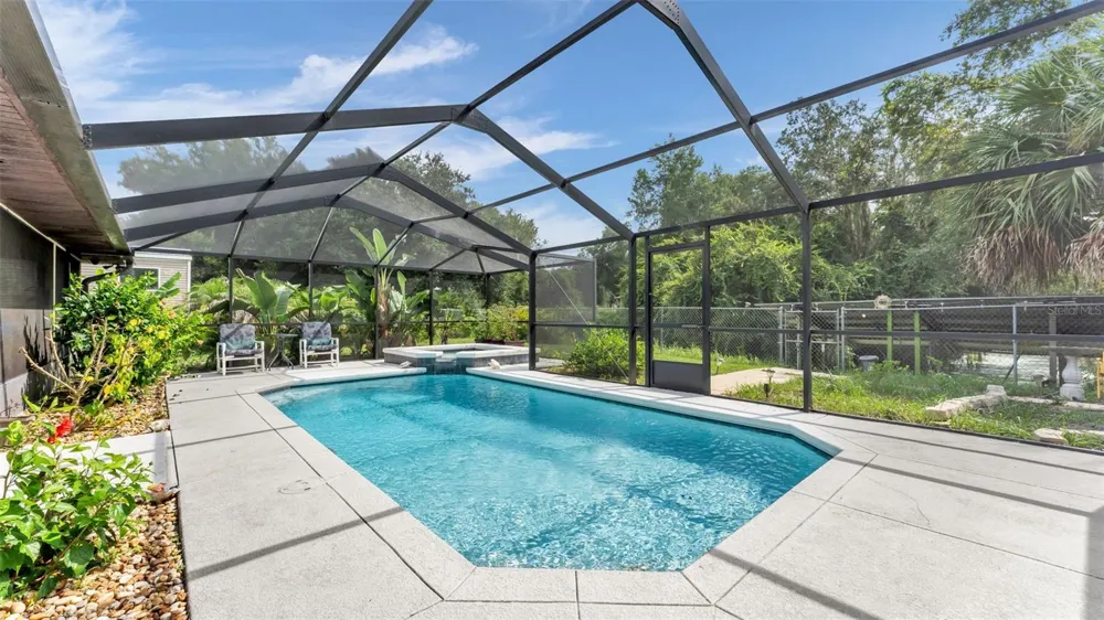 1002 W LAKE MARION ROAD Haines City, FL 33844