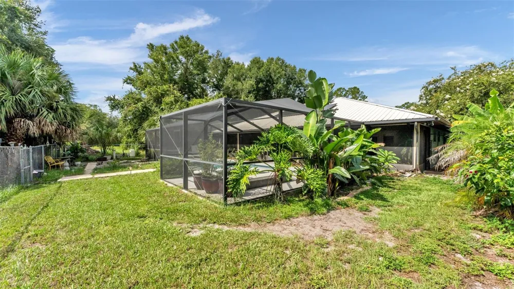 1002 W LAKE MARION ROAD Haines City, FL 33844