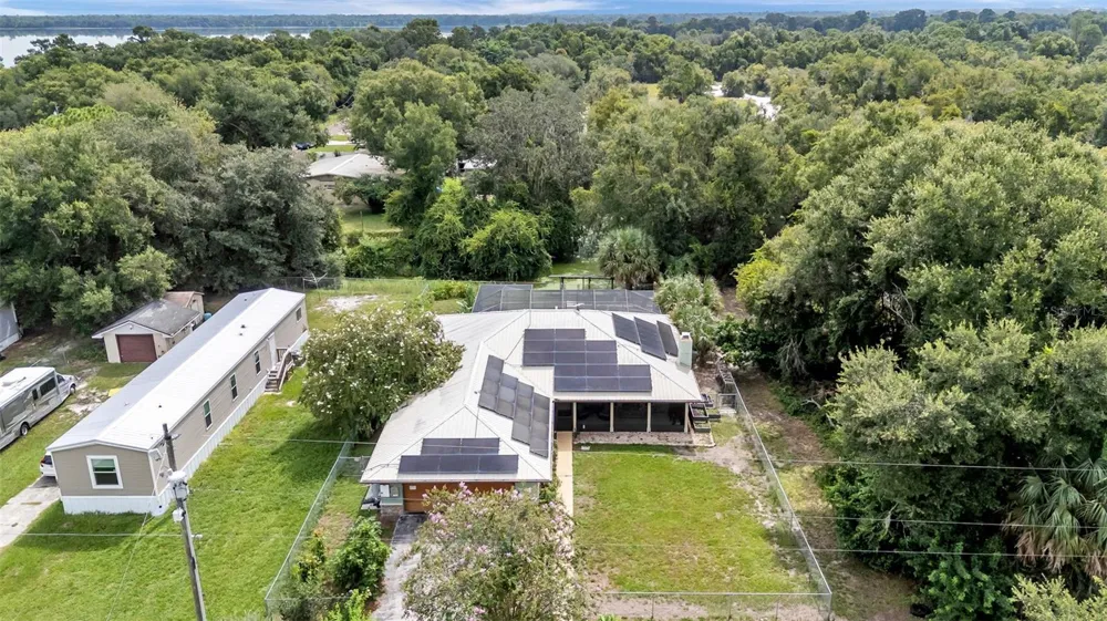 1002 W LAKE MARION ROAD Haines City, FL 33844