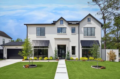 4002 Meadow Lake Lane