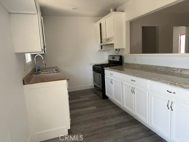 2211 W 3rd San Bernardino, CA 92407